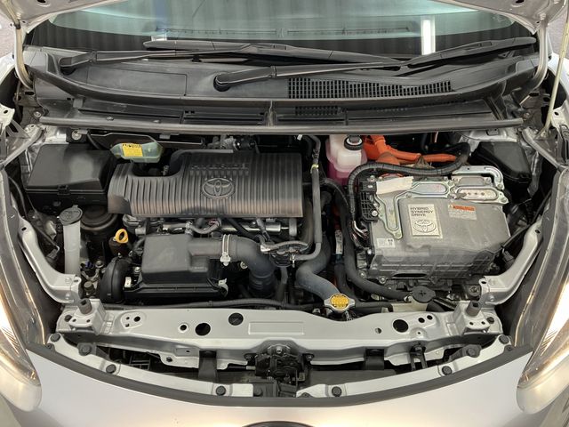 TOYOTA SIENTA HYBRID 2017 Image 31
