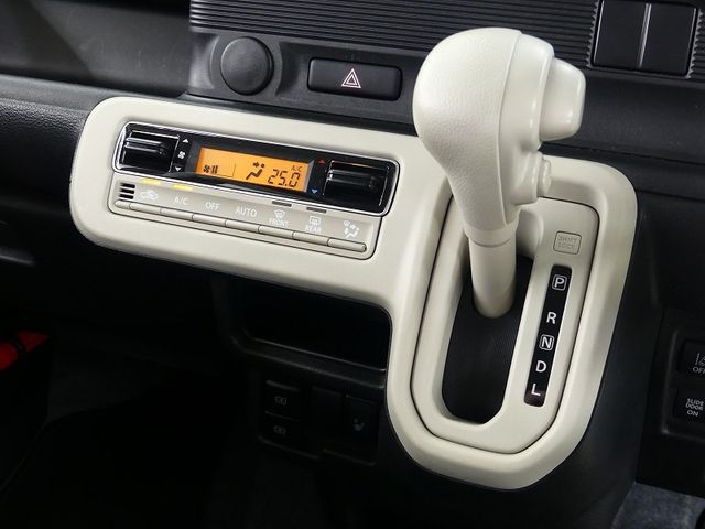 SUZUKI WAGON R SMILE 2022 Image 31