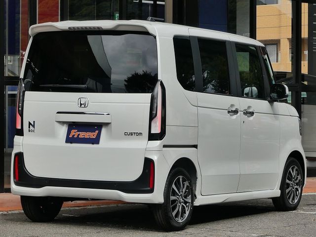 HONDA N BOX CUSTOM 2025 Image 31