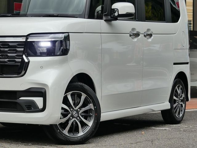 HONDA N BOX CUSTOM 2025 Image 31