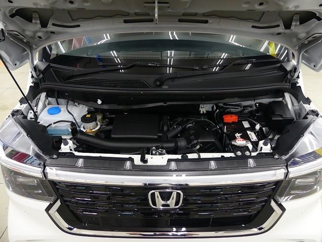 HONDA N BOX CUSTOM 2025 Image 31