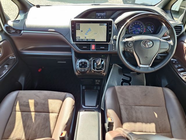 TOYOTA ESQUIRE HYBRID 2019 Image 31