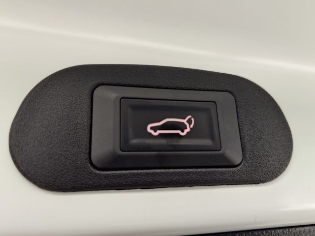 TOYOTA ESQUIRE HYBRID 2019 Image 31