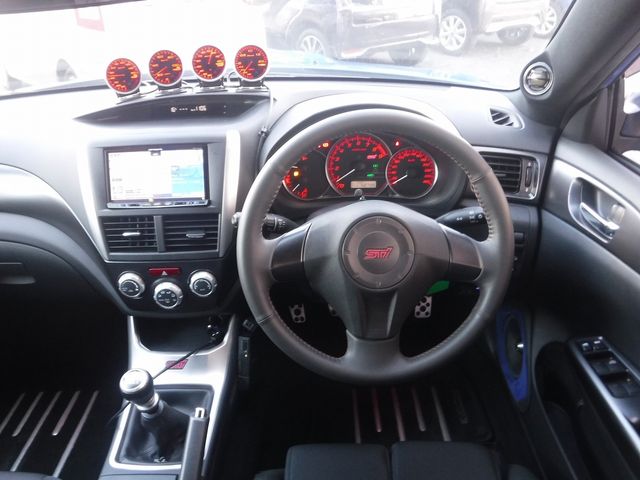 SUBARU IMPREZA WRX 2012 Image 31