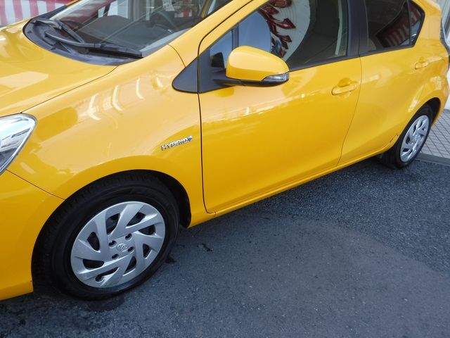 TOYOTA AQUA 2016 Image 31