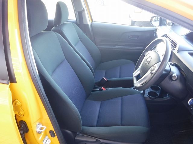 TOYOTA AQUA 2016 Image 31