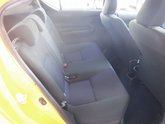 TOYOTA AQUA 2016 Image 31