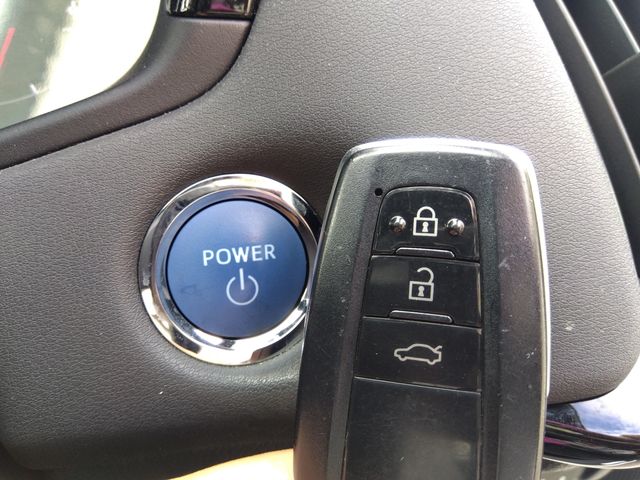 TOYOTA CROWN SEDAN HYBRID 4 2020 Image 31