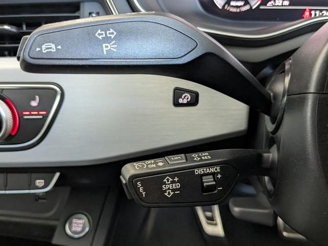 AUDI A4 AVANT 2023 Image 31