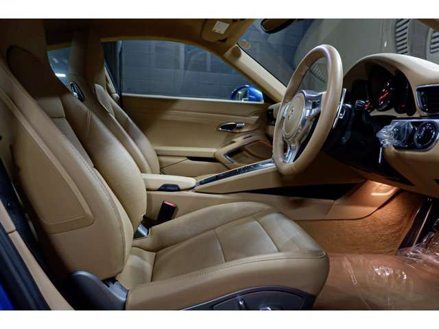 PORSCHE 911 2013 Image 31