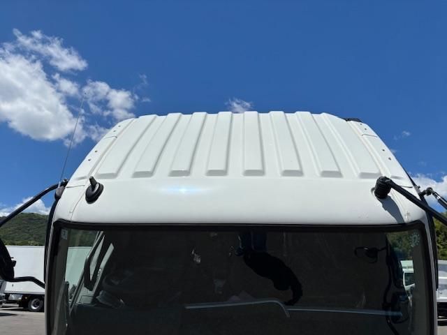 MITSUBISHI FUSOU FIGHTER 2025 Image 31