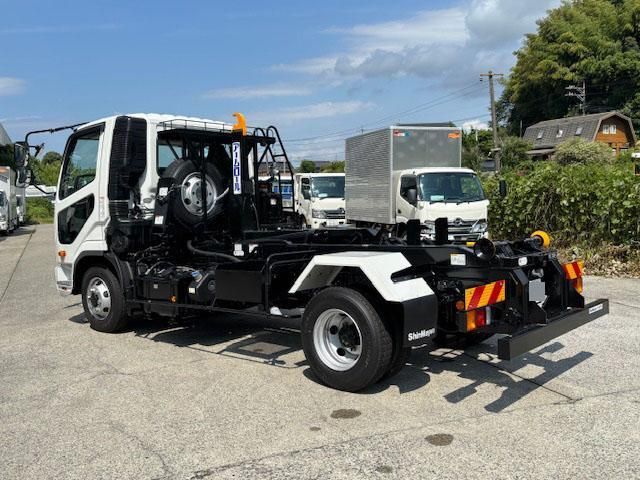 MITSUBISHI FUSOU FIGHTER 2025 Image 31