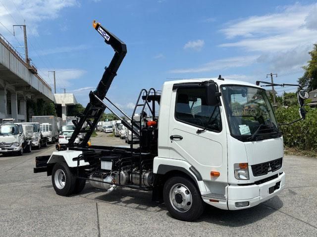 MITSUBISHI FUSOU FIGHTER 2025 Image 31