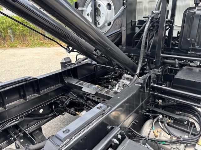 MITSUBISHI FUSOU FIGHTER 2025 Image 31