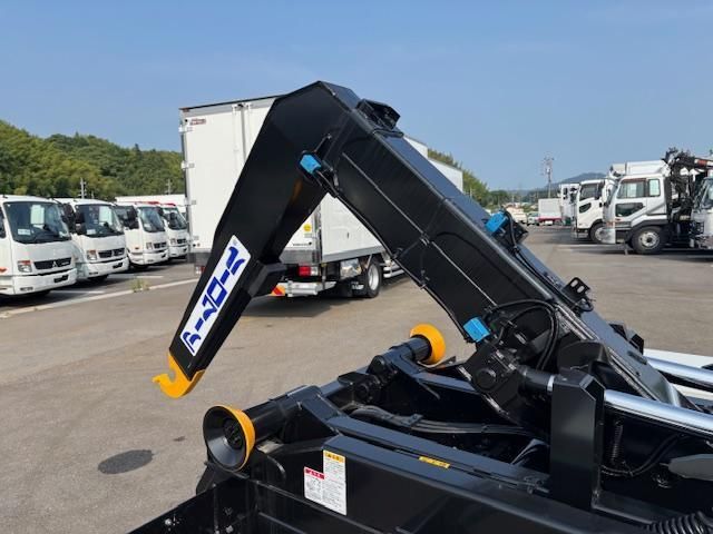 MITSUBISHI FUSOU FIGHTER 2025 Image 31