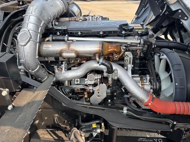 MITSUBISHI FUSOU FIGHTER 2025 Image 31