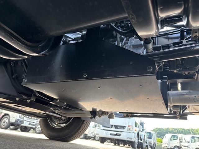 MITSUBISHI FUSOU FIGHTER 2025 Image 31