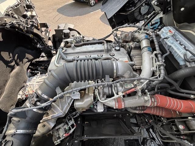 HINO PROFIA 2025 Image 31