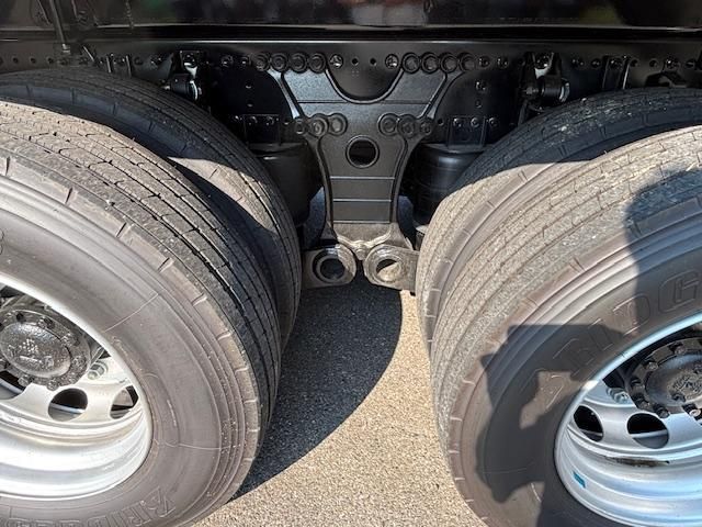 HINO PROFIA 2025 Image 31