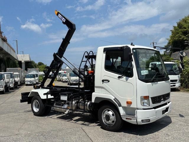 MITSUBISHI FUSOU FIGHTER 2025 Image 31