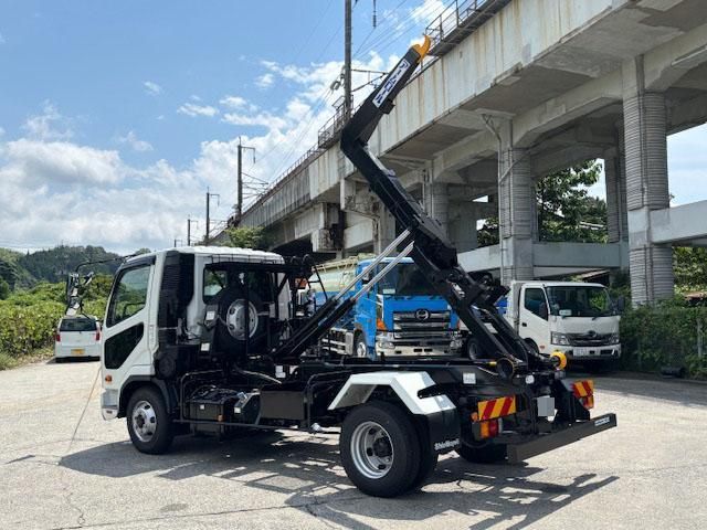 MITSUBISHI FUSOU FIGHTER 2025 Image 31