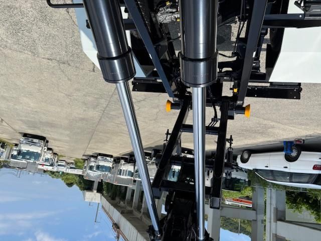 MITSUBISHI FUSOU FIGHTER 2025 Image 31