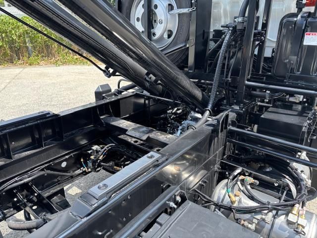 MITSUBISHI FUSOU FIGHTER 2025 Image 31