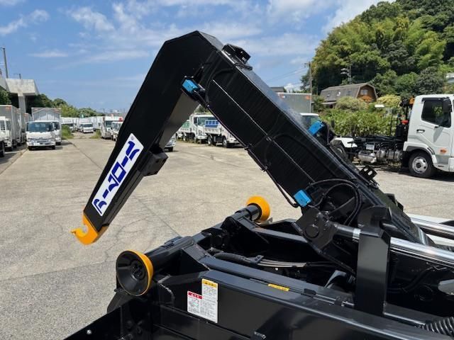 MITSUBISHI FUSOU FIGHTER 2025 Image 31