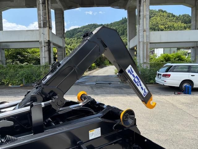 MITSUBISHI FUSOU FIGHTER 2025 Image 31