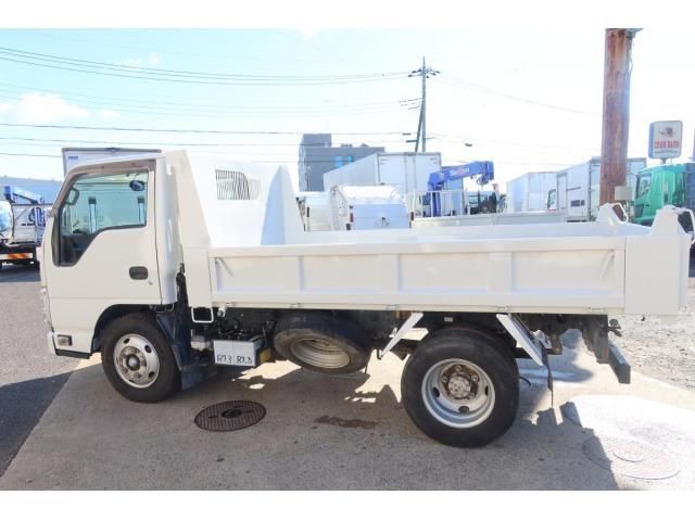 ISUZU ELF 2016 Image 31