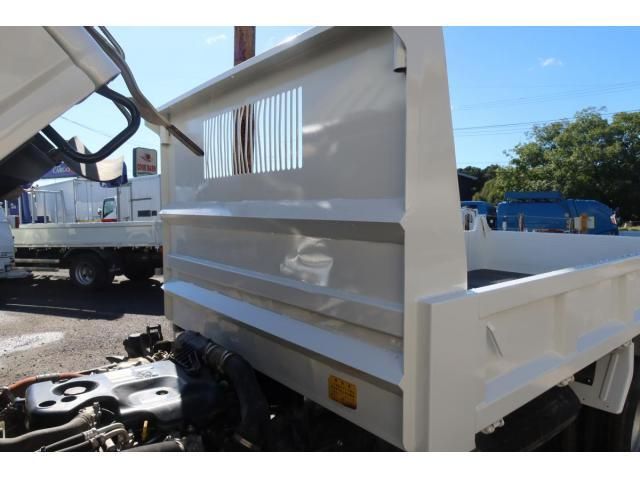 ISUZU ELF 2016 Image 31