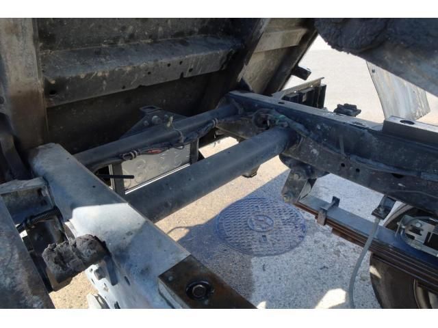 ISUZU ELF 2016 Image 31