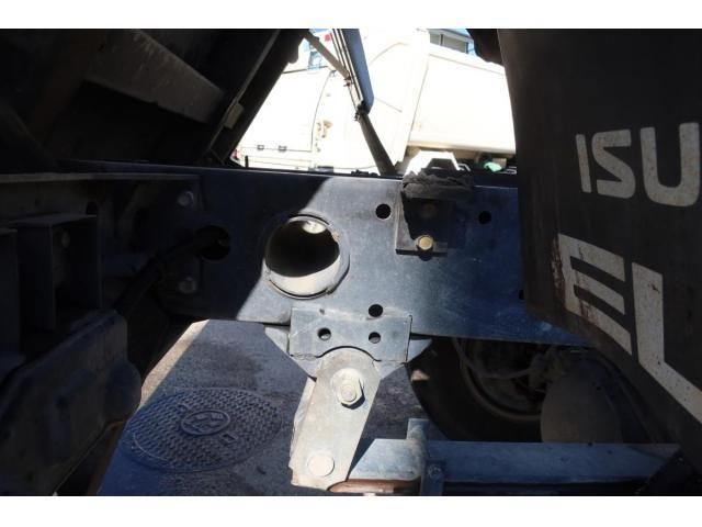 ISUZU ELF 2016 Image 31