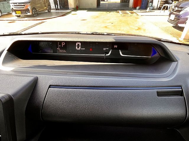 DAIHATSU TANTO CUSTOM 2021 Image 31