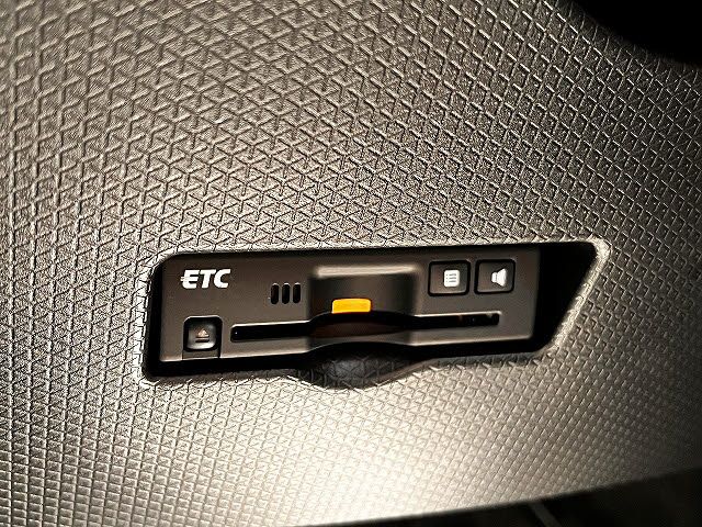 DAIHATSU TANTO CUSTOM 2021 Image 31