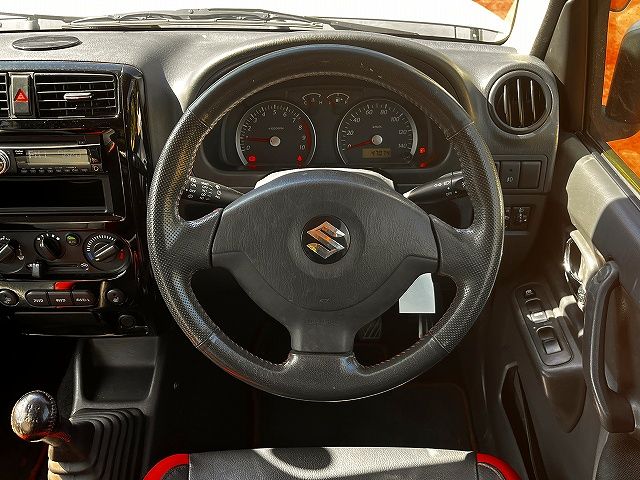 SUZUKI JIMNY 4WD 2014 Image 31