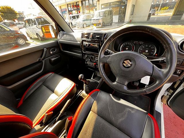 SUZUKI JIMNY 4WD 2014 Image 31