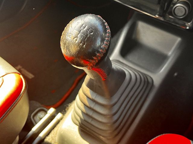 SUZUKI JIMNY 4WD 2014 Image 31