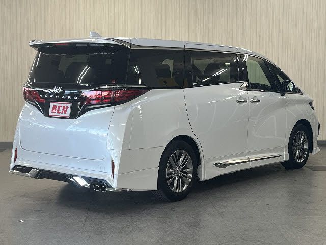 TOYOTA ALPHARD 2024 Image 31