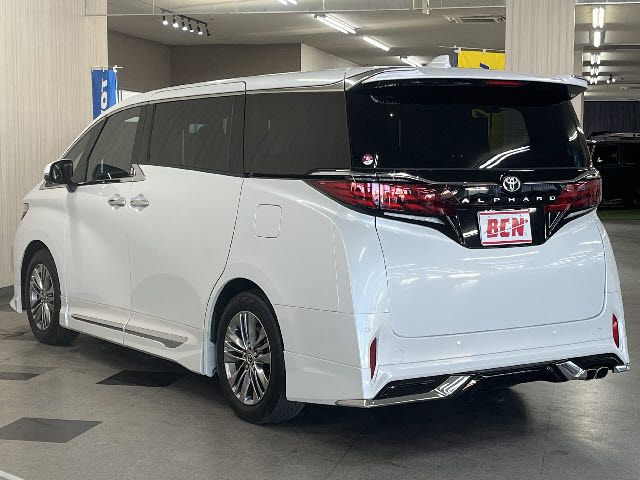 TOYOTA ALPHARD 2024 Image 31