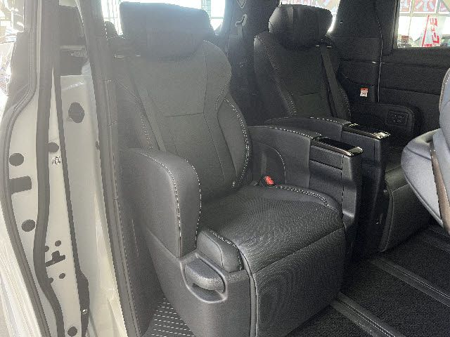 TOYOTA ALPHARD 2024 Image 31