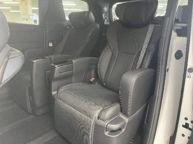 TOYOTA ALPHARD 2024 Image 31