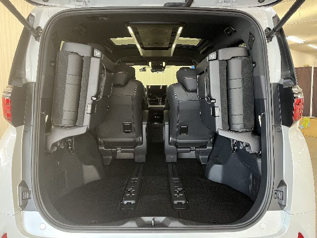 TOYOTA ALPHARD 2024 Image 31