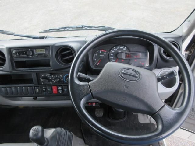 HINO DUTRO 2018 Image 31