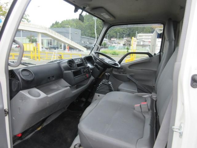 HINO DUTRO 2018 Image 31