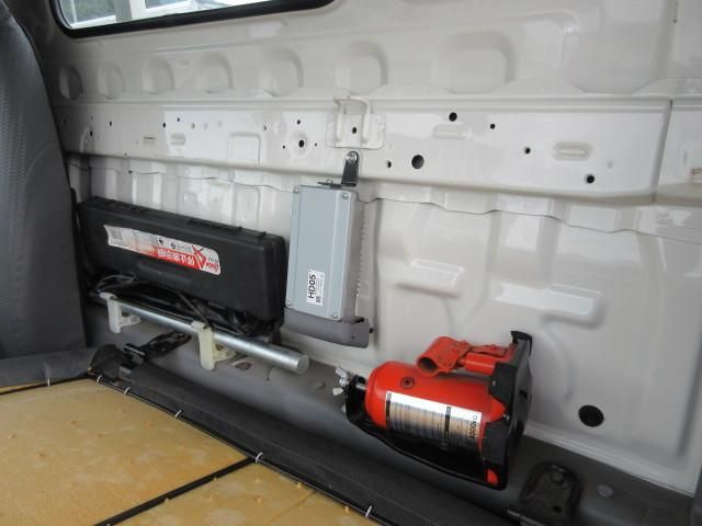 HINO DUTRO 2018 Image 31