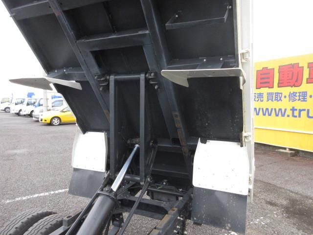 ISUZU ELF 2023 Image 31