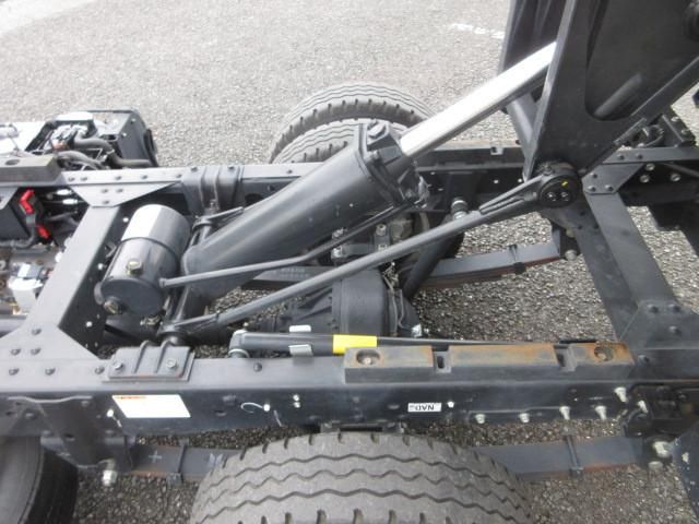 ISUZU ELF 2023 Image 31