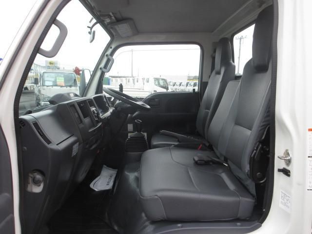 ISUZU ELF 2023 Image 31