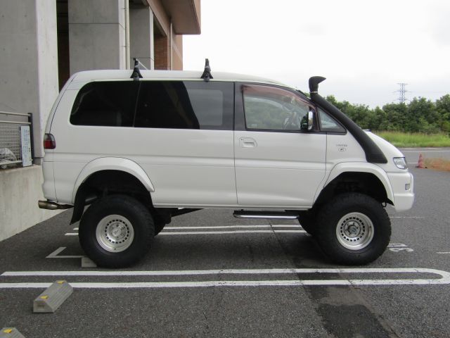 MITSUBISHI DELICA SPACE GEAR  4 2002 Image 31